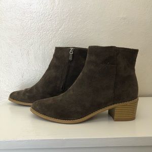 Clark’s Suede Boots